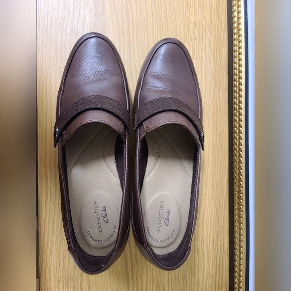 Clarks Emily Andria Slip-On - Picture 6 of 7